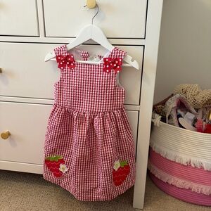 Counting Daisies Red Gingham Strawberry Appliqué Dress Size 3T